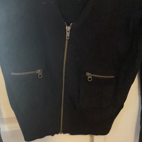 Cardigan - Picture 3 of 4